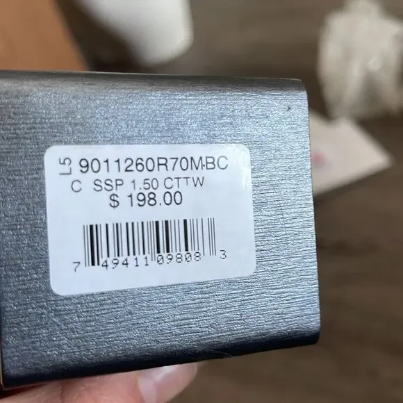 Crislu Embellished Stackable Rings NEW - Picture 3 of 3